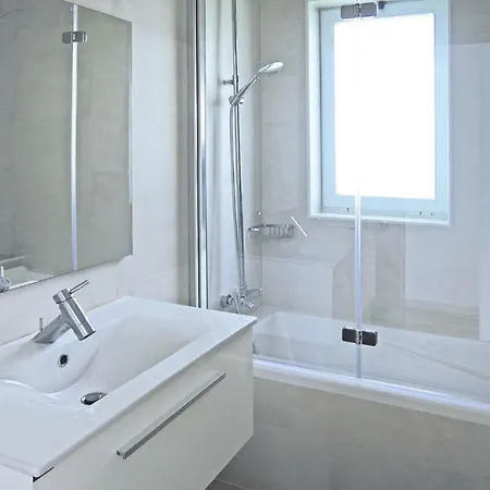 Holiday Homes Quinta De Santa Barbara Lagoa Pdl01016 Fyb * Lagoa (Algarve)
